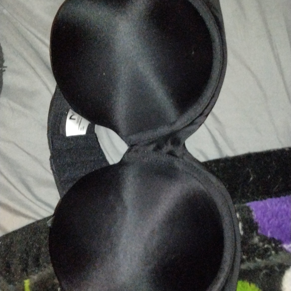 Maidenform Strapless Black Bra - 38c